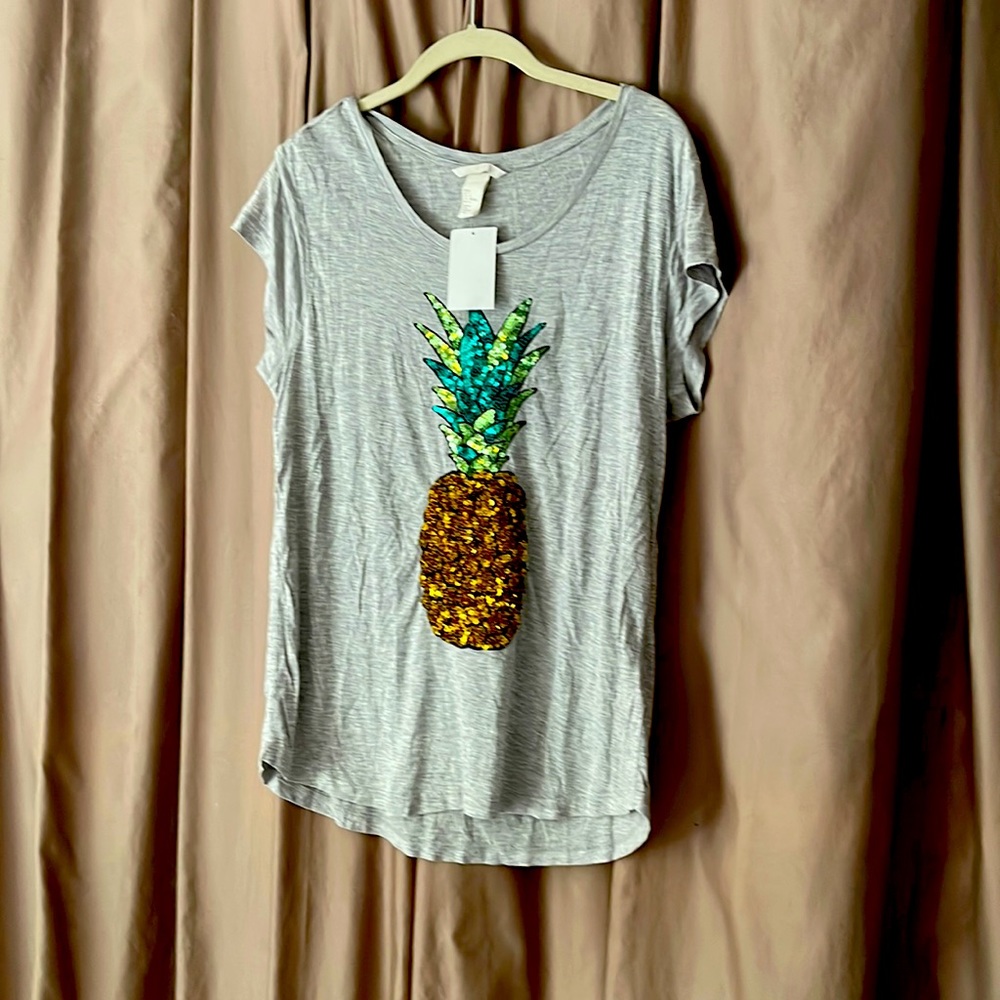 Never Worn Vintage H &M Pineapple Sparkle Sleeveless T